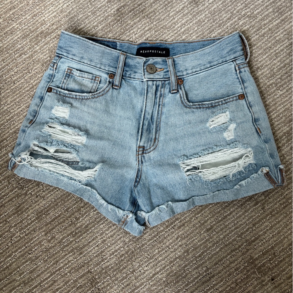 Aeropostale Mom Short